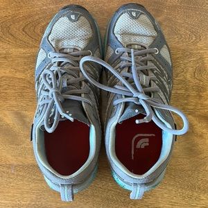 Women’s The North Face Hiking Ultra Fastpack shoe, size 7.5